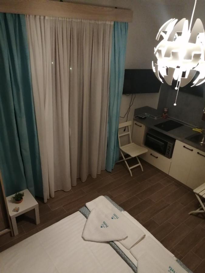 Perla Studios Paralia Dionysiou Luaran gambar