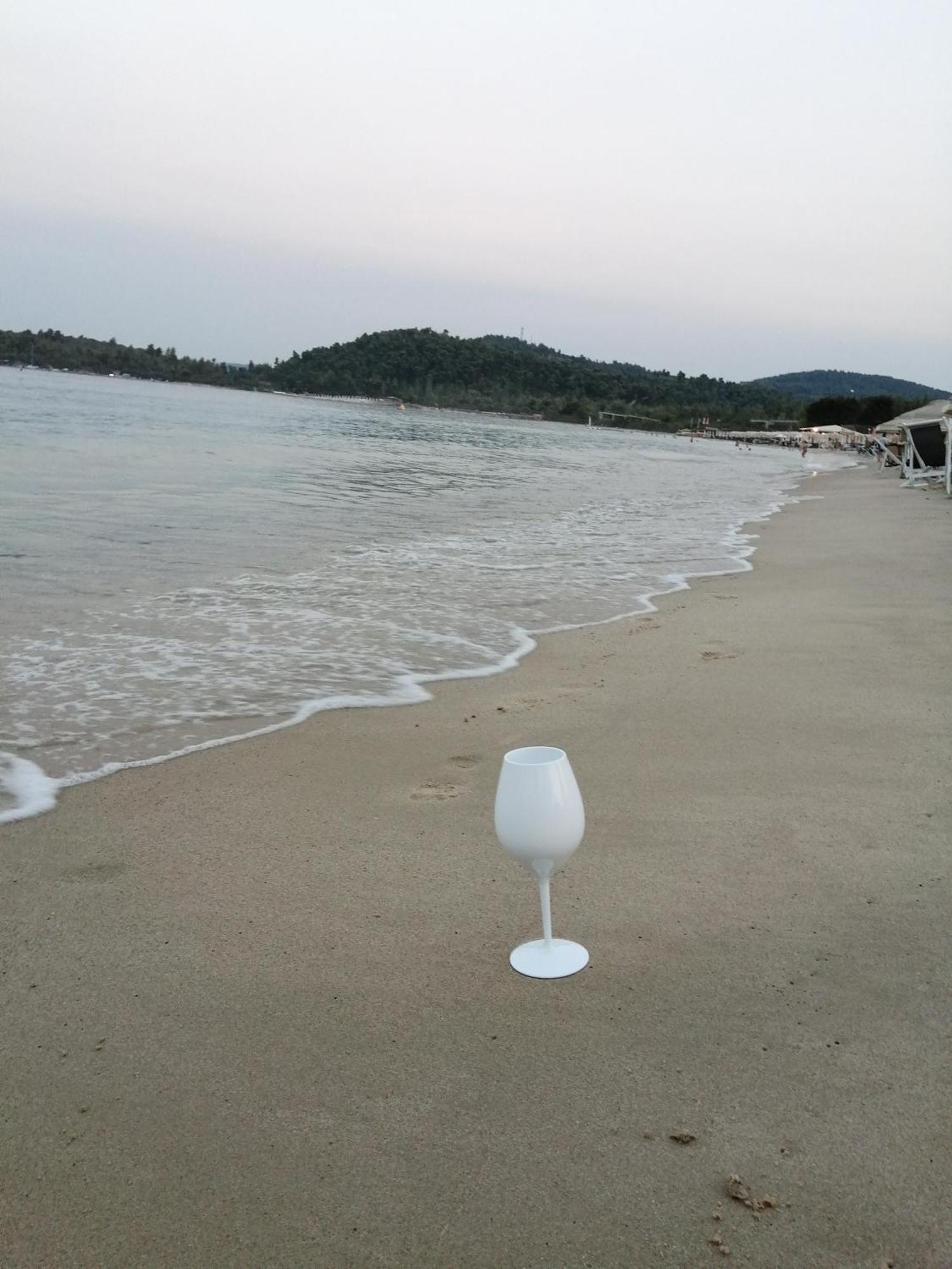 Perla Studios Paralia Dionysiou Luaran gambar